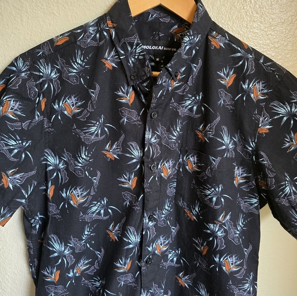 Molokai Surf Co. Tropical Floral Button-Up Men’s Size Medium - Picture 3 of 5